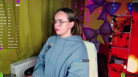 Snapshot of lilysweet13 chatting on April 23, 2026, 4:09 pm Lily online show from April 23, 2026, 4:09 pm