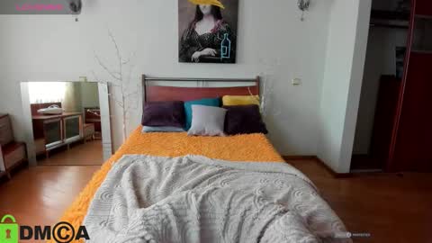 Hi Im Lily online show from February 12, 2026, 8:42 am