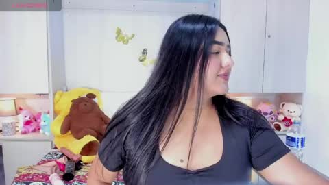 lilywhitee1 online show from April 16, 2026, 4:13 am