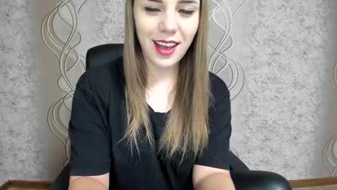 Snapshot of limebabykristi123 chatting on October 23, 2025, 12:04 pm online show from October 23, 2025, 12:04 pm