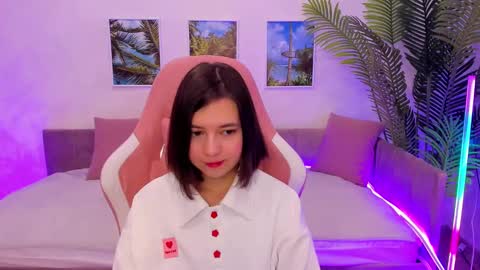 Lina online show from February 18, 2025, 1:54 am