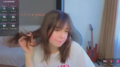 Lina online show from April 14, 2026, 1:11 am