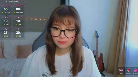 Lina online show from June 9, 2026, 1:50 am