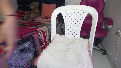 lina_clark_ online show from September 23, 2025, 3:59 pm