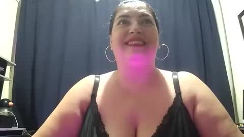 Snapshot of lina_maria99 chatting on November 10, 2025, 8:46 am Lina Mara99 online show from November 10, 2025, 8:46 am