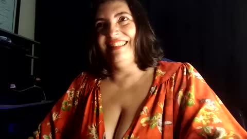 Snapshot of lina_maria99 chatting on November 15, 2025, 12:52 am Lina Mara99 online show from November 15, 2025, 12:52 am