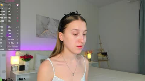 Snapshot of lina_massey chatting on May 1, 2026, 1:43 am lina_massey online show from May 1, 2026, 1:43 am