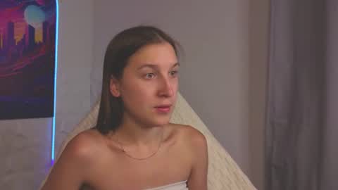 lina_massey online show from June 21, 2026, 12:02 am