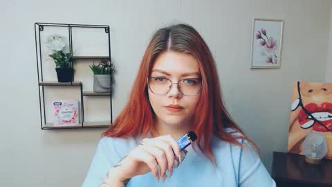 lina_ri online show from October 26, 2025, 9:04 am