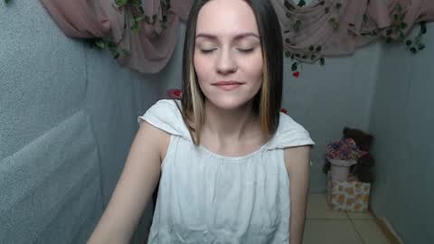 Lina online show from January 20, 2025, 6:42 am