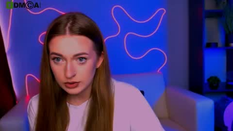 linaa_dolly online show from May 19, 2026, 11:05 am