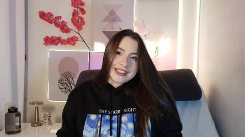 Snapshot of linaa_morris27 chatting on May 28, 2026, 10:23 am Linaa online show from May 28, 2026, 10:23 am