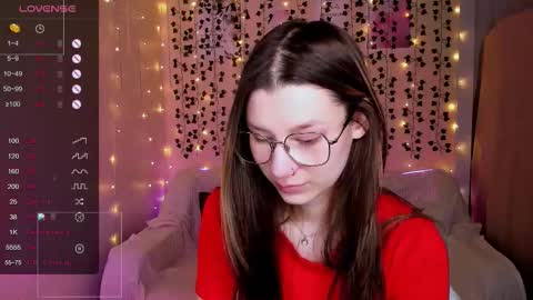 Lina online show from January 15, 2026, 9:14 am