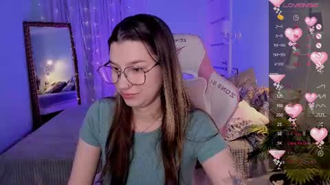 Lina online show from July 18, 2026, 2:38 am