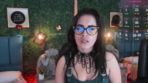 Lina  online show from January 13, 2026, 11:15 am