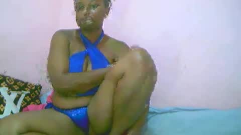 linah1123 online show from September 28, 2025, 6:35 pm