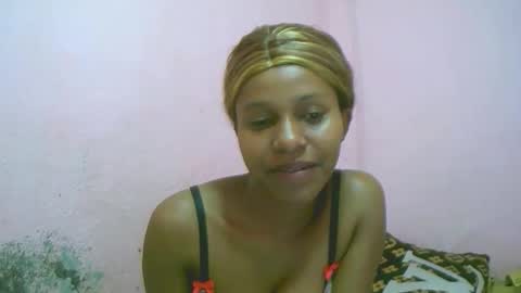 linah1123 online show from January 18, 2026, 6:34 pm