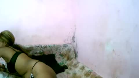 linah1123 online show from March 22, 2026, 12:14 am