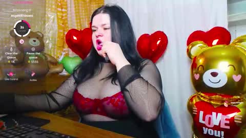 Lina online show from February 13, 2026, 7:15 am