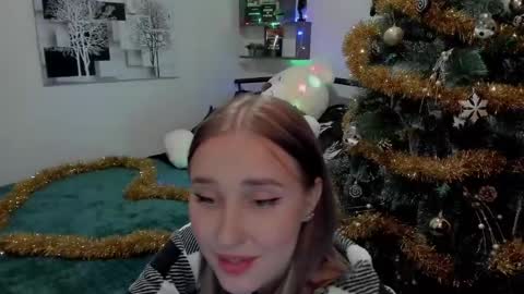 Lina online show from December 20, 2024, 11:26 pm