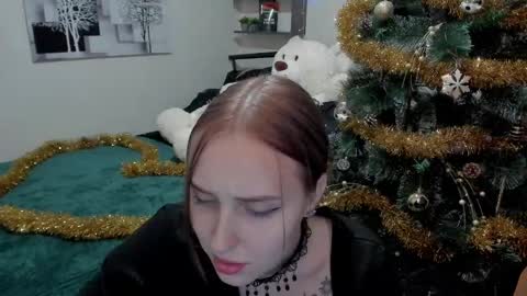 Lina online show from December 21, 2024, 11:45 pm