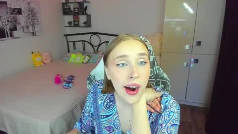 Lina online show from June 5, 2026, 9:31 pm
