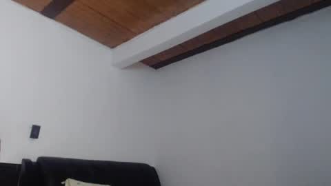 Lina online show from January 5, 2025, 3:11 am