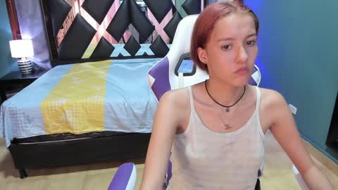  Linda  online show from December 26, 2024, 9:37 pm