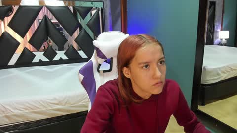  Linda  online show from December 29, 2024, 11:07 am