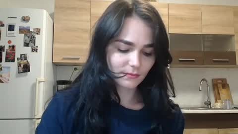 Linda online show from October 4, 2025, 6:50 pm