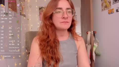 Giggles  online show from October 13, 2025, 4:07 pm