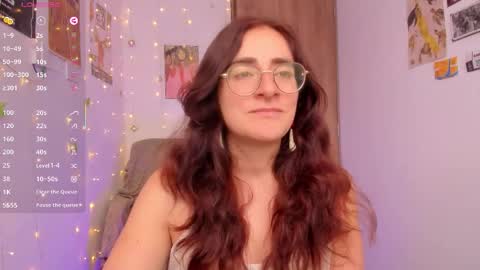 Snapshot of linda_giggle chatting on November 24, 2025, 1:22 pm Giggles online show from November 24, 2025, 1:22 pm
