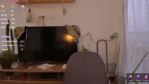 Snapshot of linda_giggle chatting on December 22, 2025, 10:40 pm Giggles online show from December 22, 2025, 10:40 pm