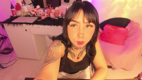 Snapshot of linda_milleer_ chatting on March 1, 2026, 8:11 pm Lindaa maria online show from March 1, 2026, 8:11 pm