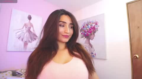 Snapshot of linda_morgan1 chatting on March 3, 2025, 12:05 pm Maria Paula online show from March 3, 2025, 12:05 pm