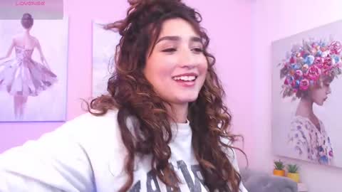 Snapshot of linda_morgan1 chatting on September 12, 2025, 12:05 pm Maria Paula online show from September 12, 2025, 12:05 pm