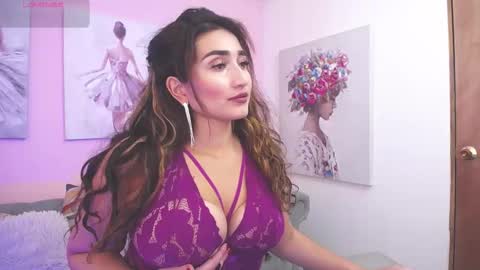 Snapshot of linda_morgan1 chatting on October 22, 2025, 12:27 pm Maria Paula online show from October 22, 2025, 12:27 pm