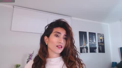 Maria Paula online show from April 4, 2026, 12:13 pm