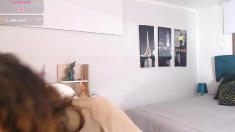 Maria Paula online show from April 10, 2026, 12:21 pm