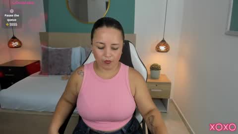 Snapshot of linda_rios_ chatting on January 25, 2025, 7:18 pm L I N D A online show from January 25, 2025, 7:18 pm