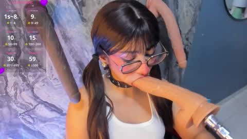 Snapshot of linda_sofi__ chatting on March 17, 2026, 8:45 pm linda_sofi__ online show from March 17, 2026, 8:45 pm