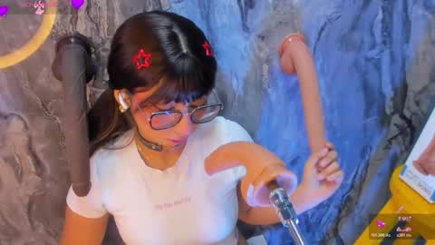 Snapshot of linda_sofi__ chatting on March 28, 2026, 8:30 pm linda_sofi__ online show from March 28, 2026, 8:30 pm