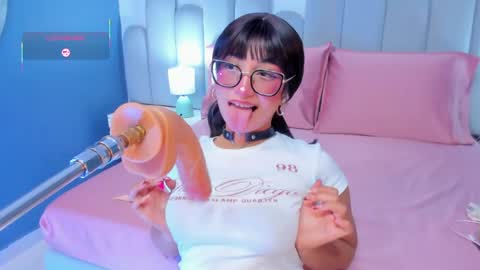 Snapshot of linda_sofi__ chatting on April 30, 2026, 8:57 pm linda_sofi__ online show from April 30, 2026, 8:57 pm