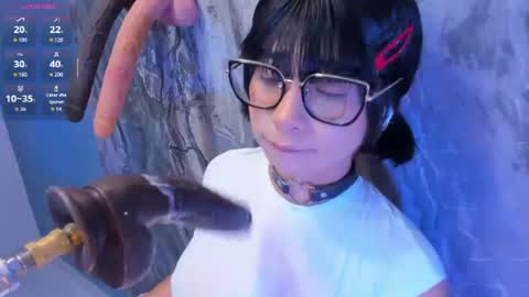 linda_sofi__ online show from July 9, 2026, 8:35 pm