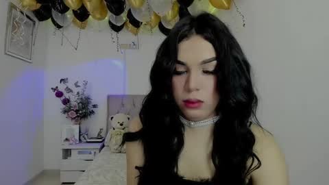   online show from February 3, 2025, 3:17 pm