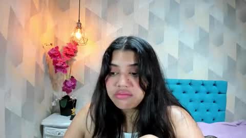 Snapshot of lindabreexlove chatting on May 29, 2026, 12:41 am online show from May 29, 2026, 12:41 am
