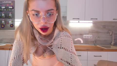 Snapshot of lindacrystalofc chatting on January 27, 2025, 5:15 pm happy new year online show from January 27, 2025, 5:15 pm