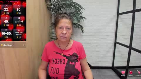 Linda online show from September 18, 2025, 1:13 pm