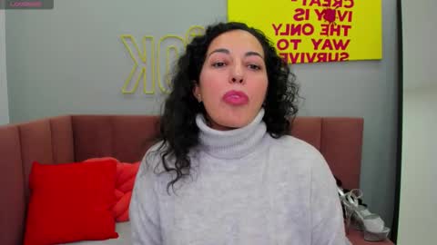 Linda online show from November 7, 2025, 1:38 am