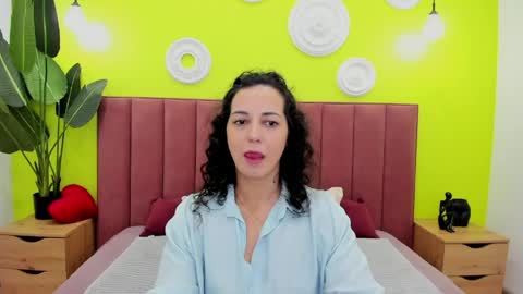 Snapshot of lindainsatiable chatting on May 13, 2026, 1:36 am Linda online show from May 13, 2026, 1:36 am